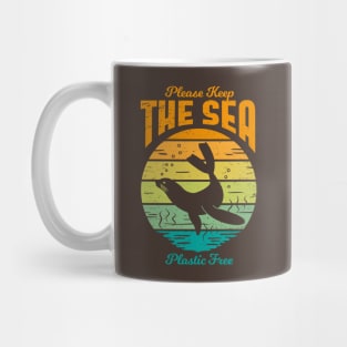 Please Keep the Sea Plastic Free - Retro Seal Mug
